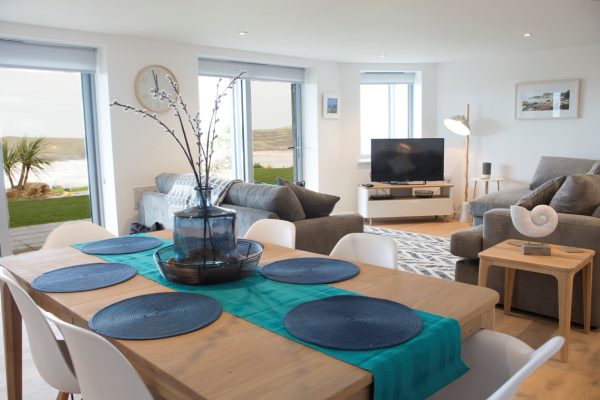 7L2A7985 lo res 1 600x400 - Home