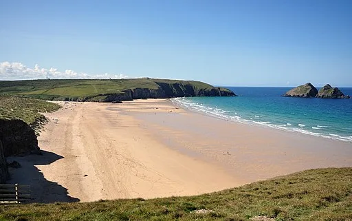 Holywell Bay - Things to Do in Cornwall This Summer | Crantock Bay