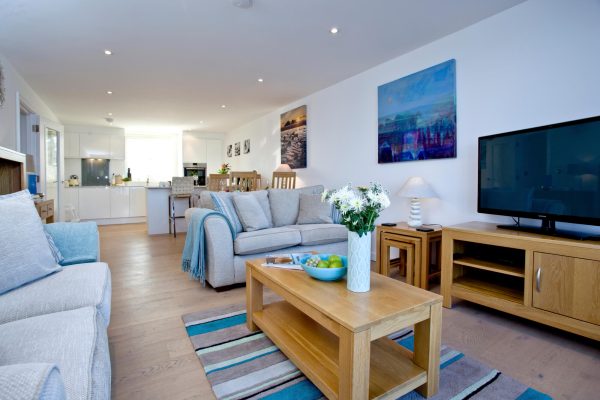 apartment 9 crantock bay holidays 16 600x400 - 9, Crantock Bay Apartments